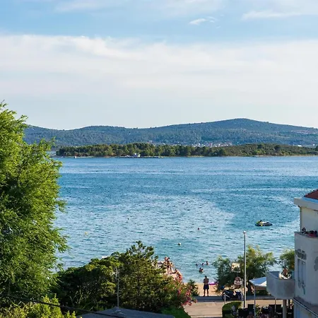 Deluxe Cigit Apartament *