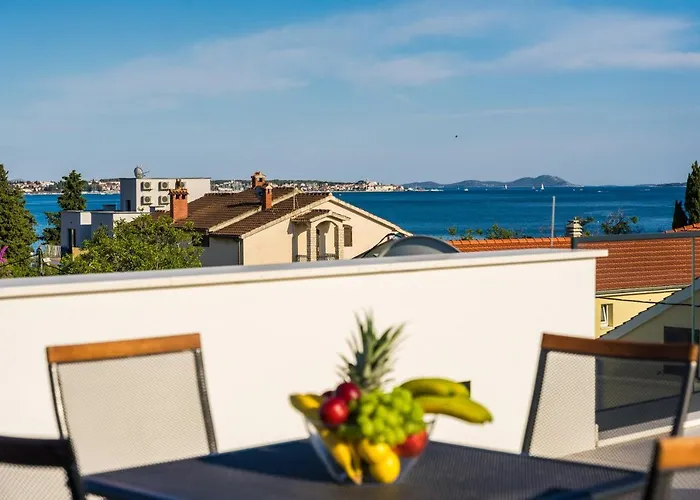 Deluxe Cigit Апартаменты *