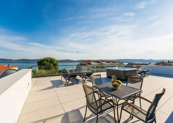 Апартаменты Deluxe Cigit *