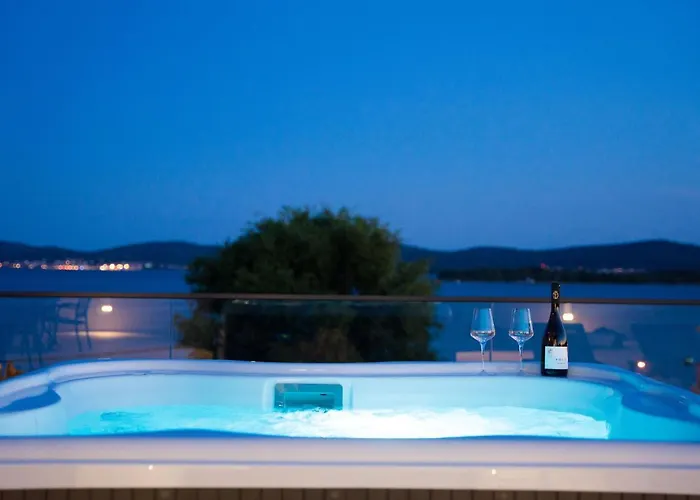 Deluxe Cigit Apartamento Turanj