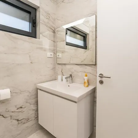 Deluxe Cigit Apartamento Turanj